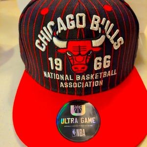 Ultra Game NBA Chicago Bulls Black Red Pinstripe 1966 Logo Snapback Hat Cap New